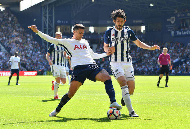 队在内线受 队在内线受